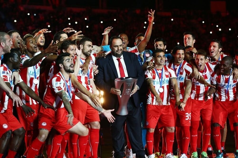 club with the most trophy