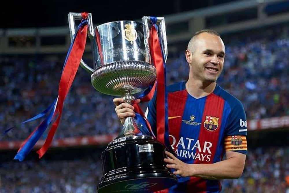 Players With Most Trophies In The World